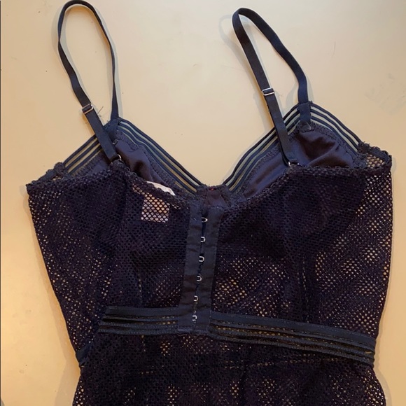 LF bodysuit - Picture 3 of 4